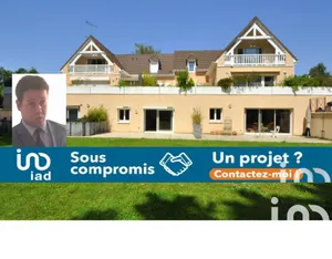 Apartment at Saint-Arnoult-en-Yvelines (78730)