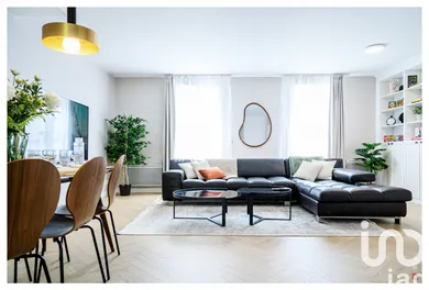 Maison de ville à Bailly-Romainvilliers (77700)