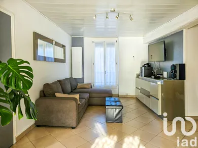 Apartment in Le Mesnil-Aubry (95720)