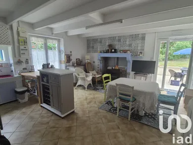 Maison de campagne à Payroux (86350)