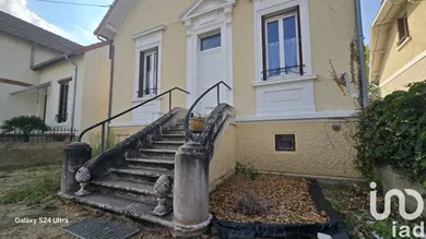 House at Saint-Amand-Montrond (18200)