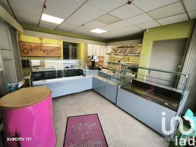 Immeuble à Nieul (87510)