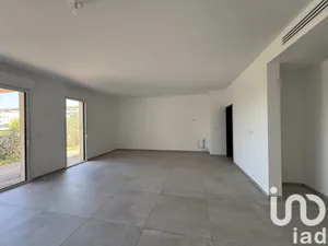 House at Castries (34160)