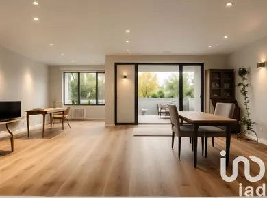 Apartment at Sèvres (92310)