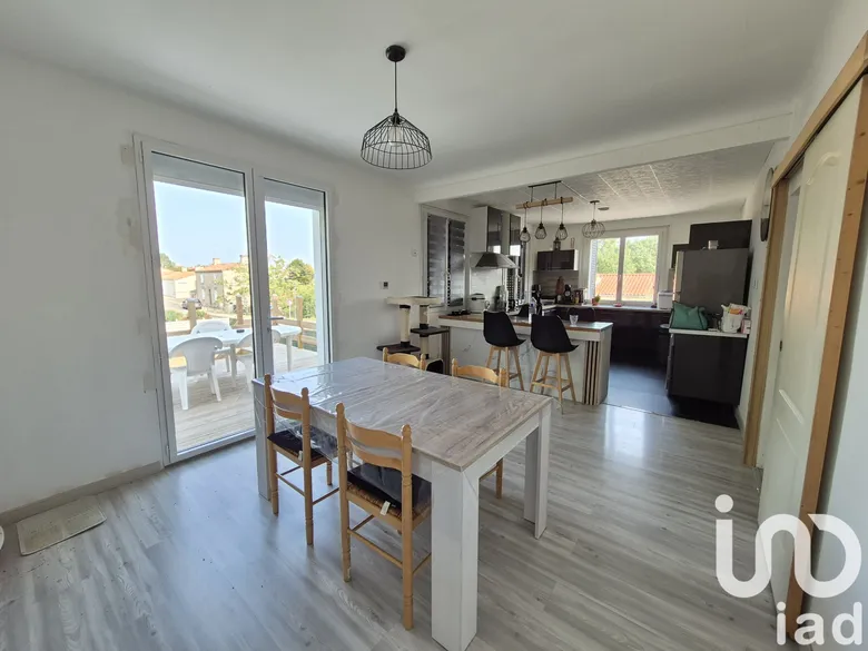 Maison 5 pièces 82 m² · à Bellevigny · 82 m² · 213 500 €