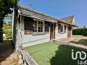 Architectural house in Courgenay (89190)