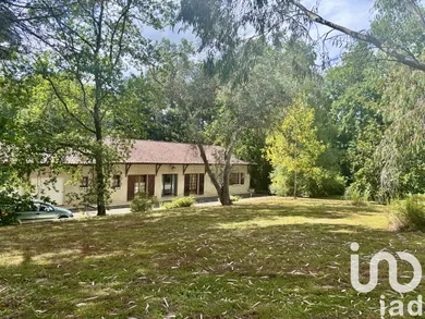 Maison de campagne à Lembras (24100)
