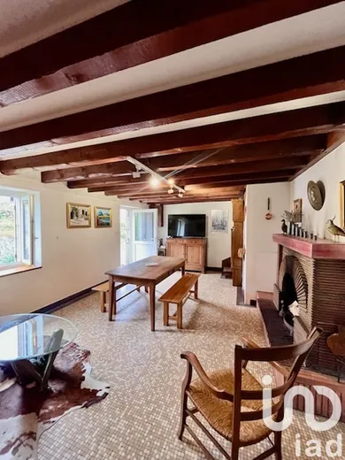 Maison de village à Saint-Pierre-Bellevue (23460)