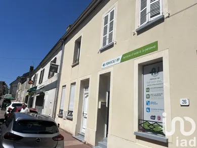 Building in Villeneuve-la-Guyard (89340)