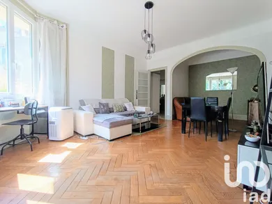 Appartement à Saint-Étienne (42100)