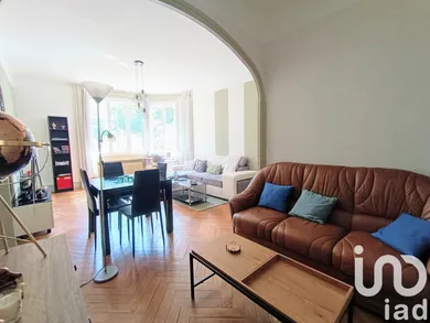 Apartment in Saint-Étienne (42100)