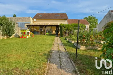 Traditional house at Pierry (51530)