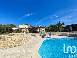 Maison à Saint-Raphaël (83700)