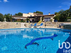 Maison à Saint-Raphaël (83700)