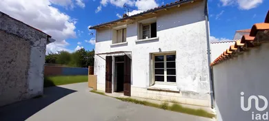 Maison à Lozay (17330)