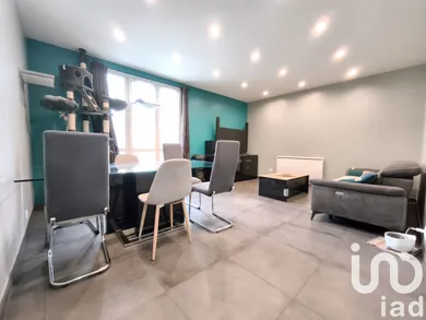 Apartment at Reims (51100)