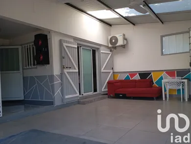 House at Saint-Louis (97450)