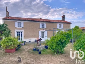 Maison à Saint-Hilaire-des-Loges (85240)
