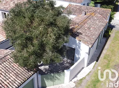 Maison traditionnelle à Loix (17111)