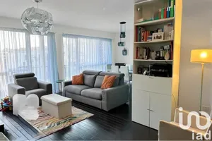 Apartment in Cachan (94230)