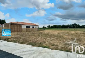 Building plot at Vieillevigne (44116)