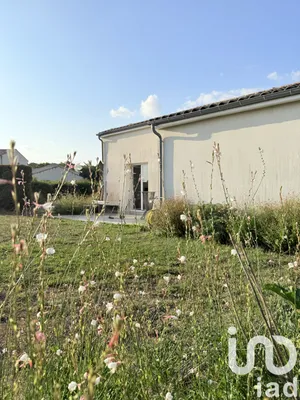 House at Benon (17170)