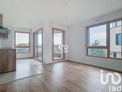 Apartment in Mantes-la-Jolie (78200)