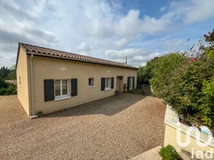 Maison à Saint-Romain-la-Virvée (33240)