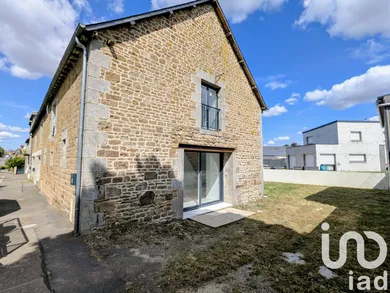 Townhouse in Sens-de-Bretagne (35490)