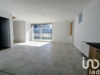 Townhouse in Sens-de-Bretagne (35490)