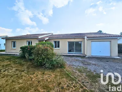 Maison traditionnelle à Salaunes (33160)