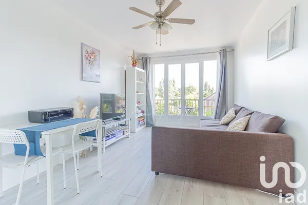 Appartement à Le Bourget (93350) photo 2