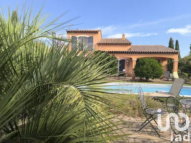 House at La Motte (83920)