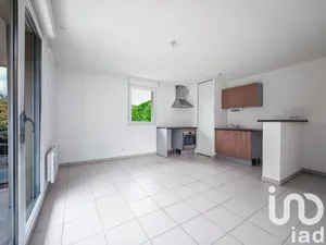 Apartment at Seilh (31840)