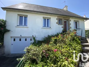 Maison traditionnelle à Pleudihen-sur-Rance (22690)