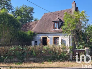 House at Châtel-de-Neuvre (03500)