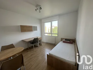 Apartment in Cachan (94230)