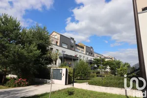 Apartment at MONTEVRAIN (77144)