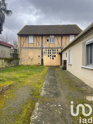 Immeuble à Rabastens-de-Bigorre (65140)