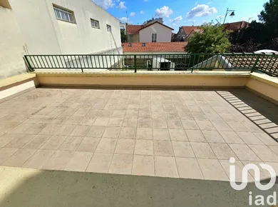 Apartment in Maisons-Alfort (94700)