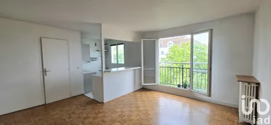 Apartment at Poissy (78300)