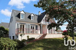 House at Crennes-sur-Fraubée (53700)