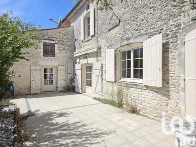 Traditional house at Cherves-Richemont (16370)