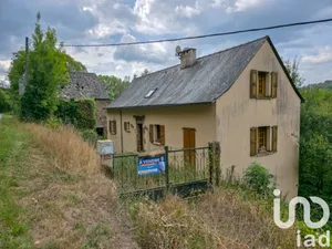 Maison de campagne à Saint Cyprien sur dourdou (12320)