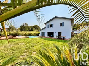 House at Bassussarry (64200)