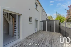 Townhouse at Maurepas (78310)