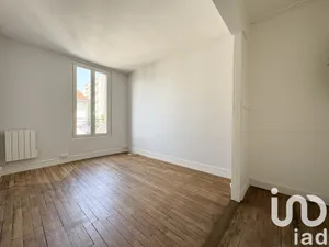 Apartment at Vitry-sur-Seine (94400)