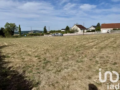 Land in Neuvy-Grandchamp (71130)