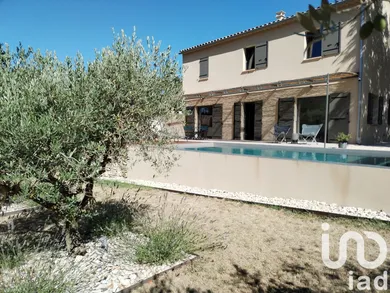 House in Venasque (84210)