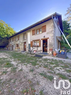 Maison de campagne à Archamps (74160)